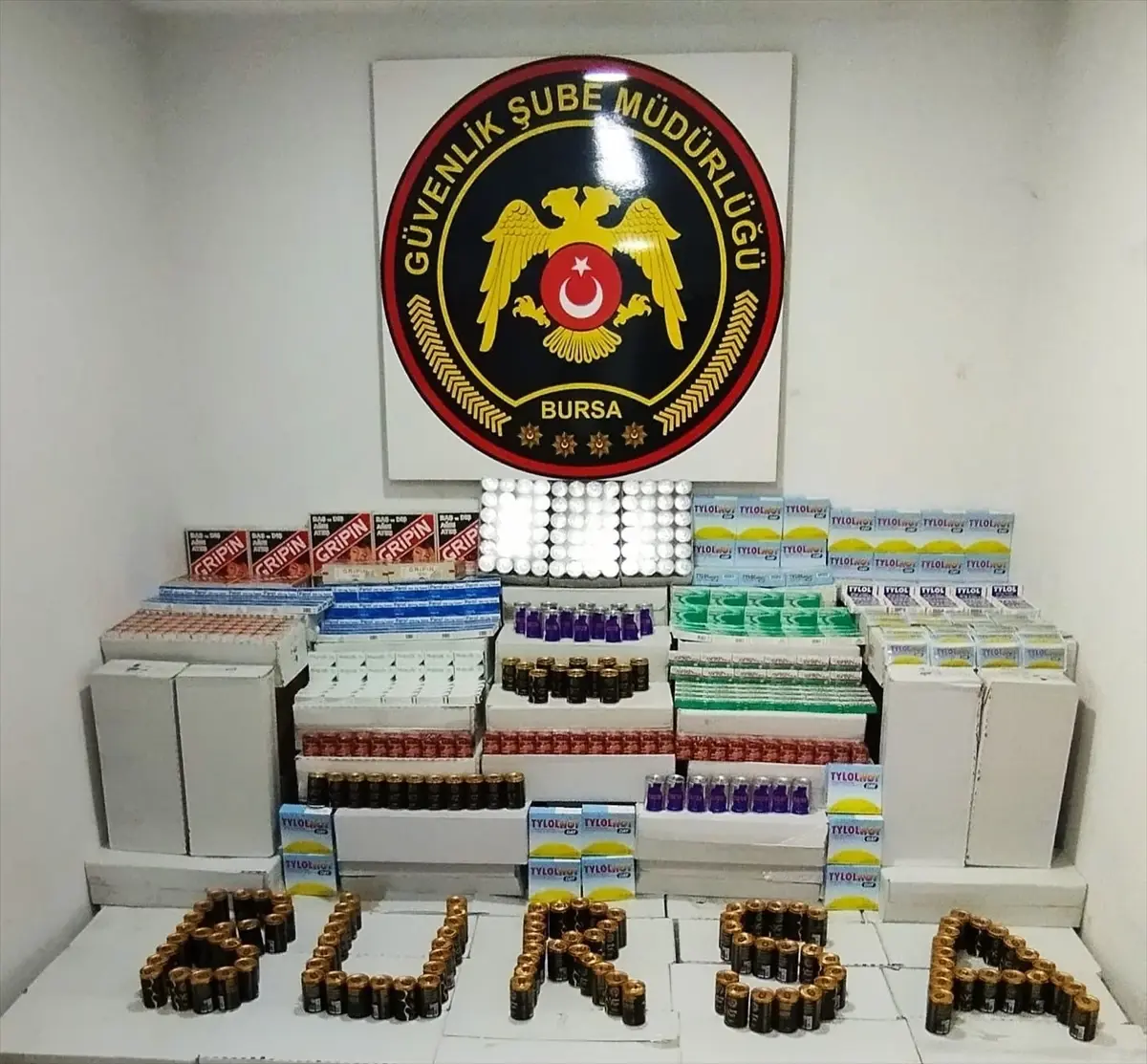 Bursa\'da Sahte İlaç Operasyonu: 246 Bin İlaç Ele Geçirildi