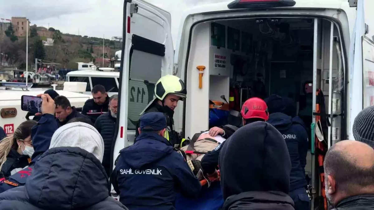 Denizde çırpınan vatandaş sahil güvenlik ekiplerince kurtarıldı