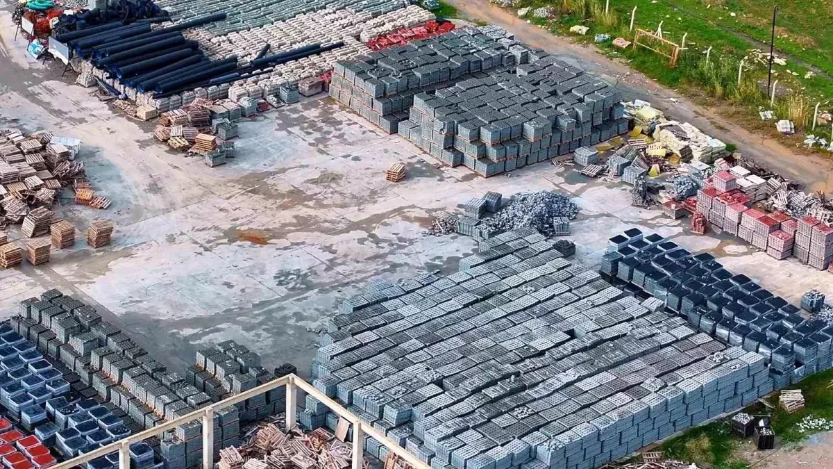 Didim Belediyesi, parke taşlarını kendisi üretiyor