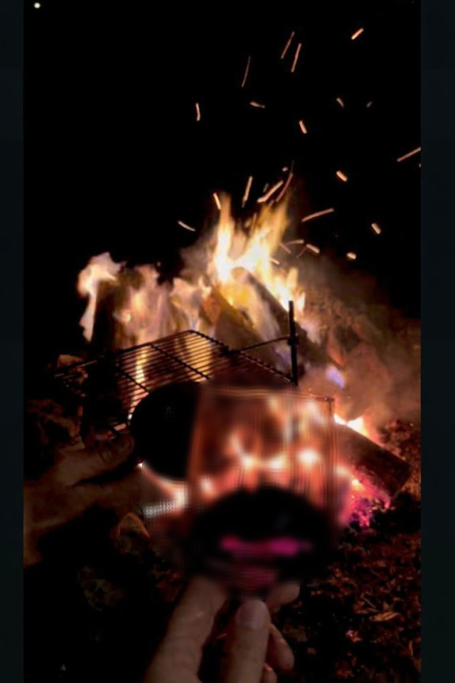 Elif bu fotoğraflardan sonra sırra kadem bastı! Oklar bir kişiyi işaret ediyor