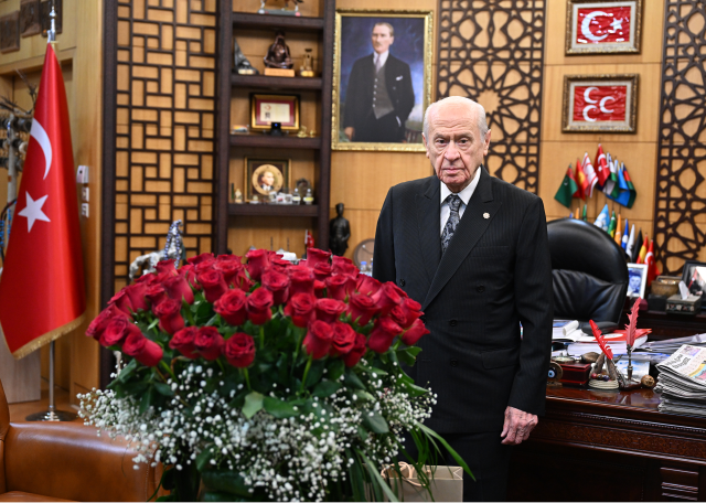 Erdoğan'dan Bahçeli'ye manalı hediye! Yeni yılını ve doğum gününü kutladı