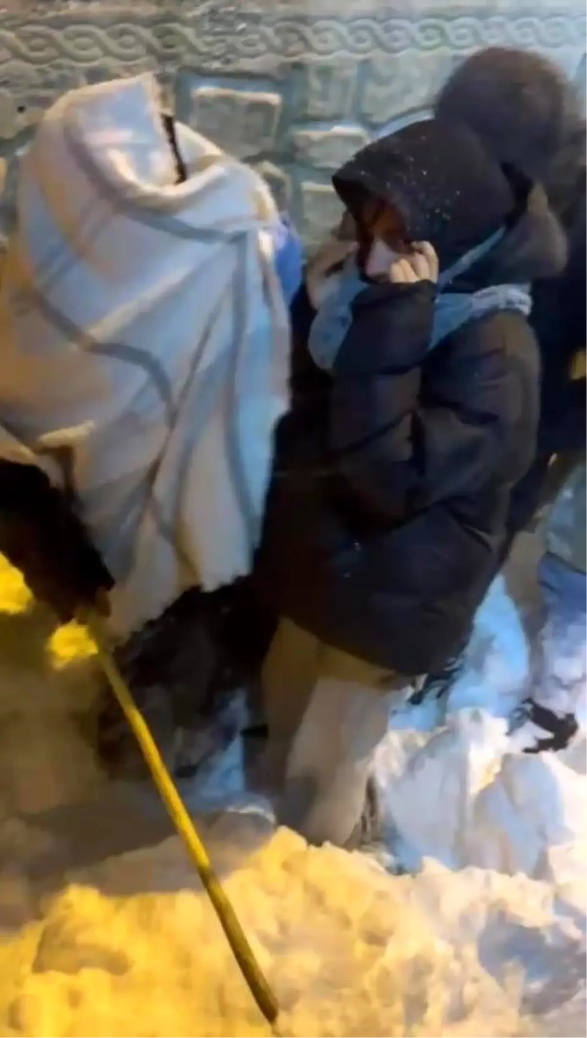 Gercüş\'te Kar Mahsur Kaldı