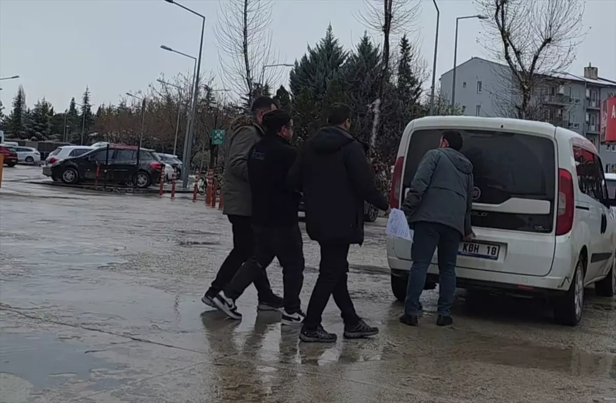 Firari Hükümlü İnegöl\'de Yakalandı