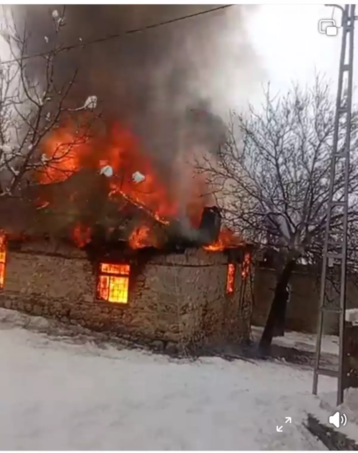 Kayseri\'de Müstakil Evde Yangın