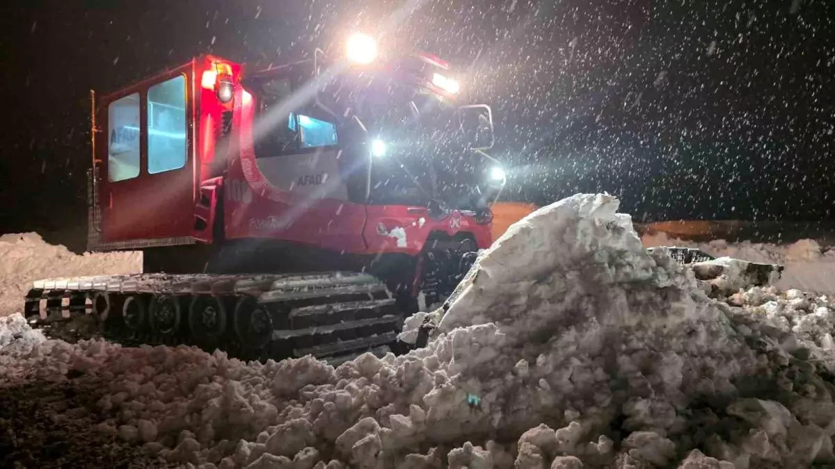 Kar Yağışı Sebebiyle Hasta 5 Saatte Kurtarıldı