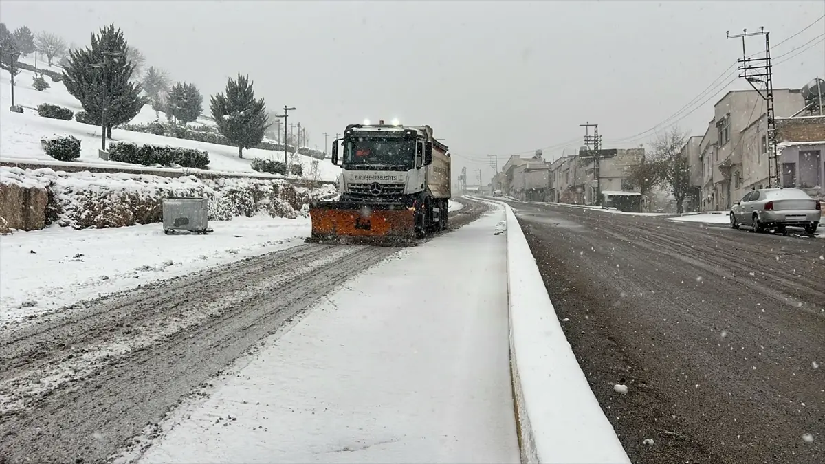 Malatya ve Şanlıurfa\'da Karla Mücadele