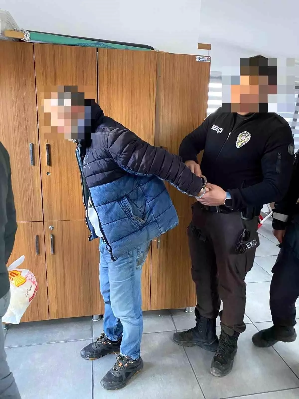 Menteşe Otogarı\'nda uyuşturucu taciri yakalandı