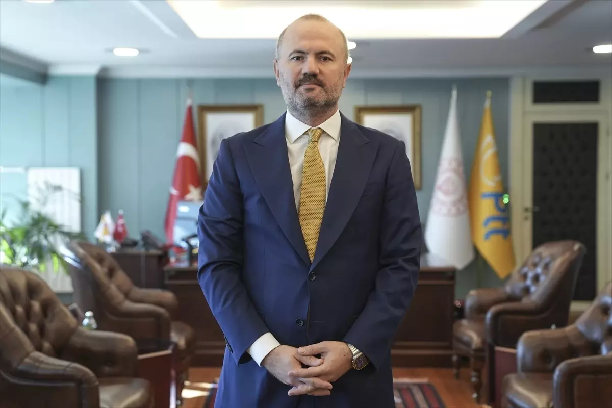 PTT, Kargo ve Türkiye Kart Projesi\'ne Yatırımlarına Devam Edecek