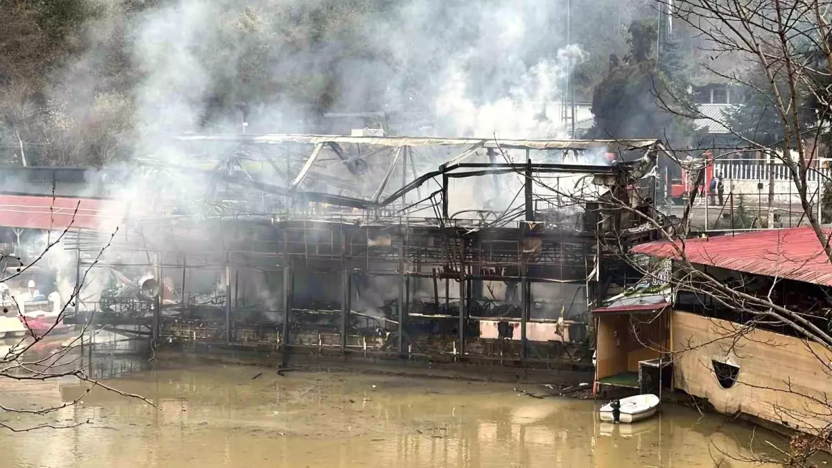 Sera Gölü\'ndeki turistik işletmede yangın