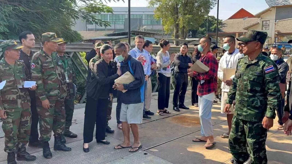 Tayland, Kamboçyalı Askerleri Serbest Bıraktı