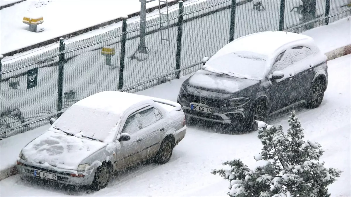 Tokat\'ta Kar Yağışı Etkili