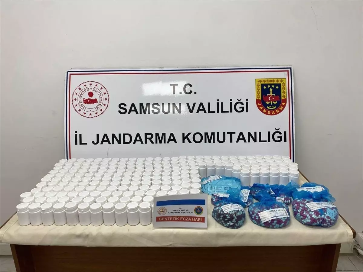 Samsun\'da Uyuşturucu Operasyonu: 54 Bin Hap Ele Geçirildi