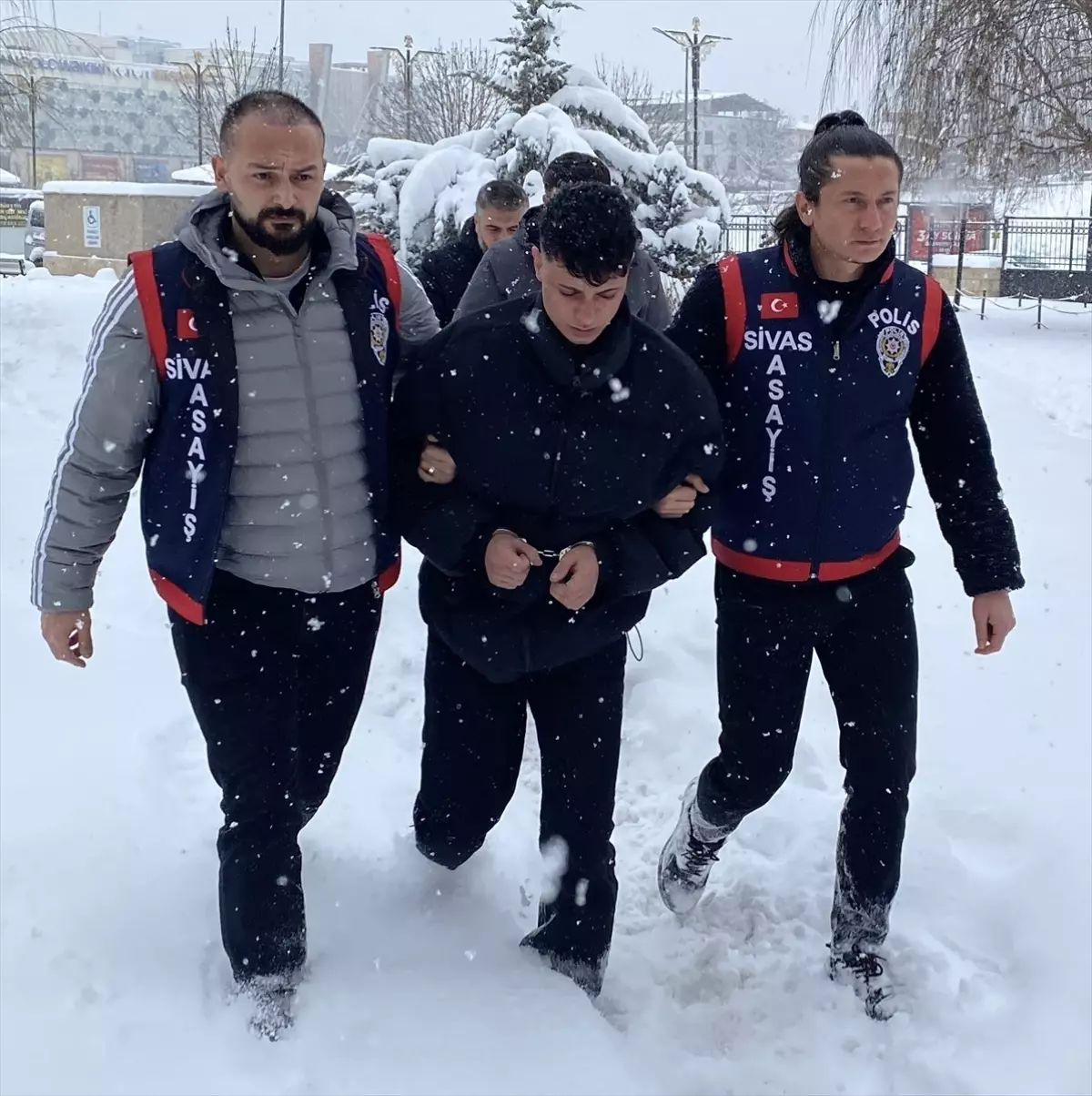 Sivas\'ta Bıçaklı Kavga: 1 Ölü