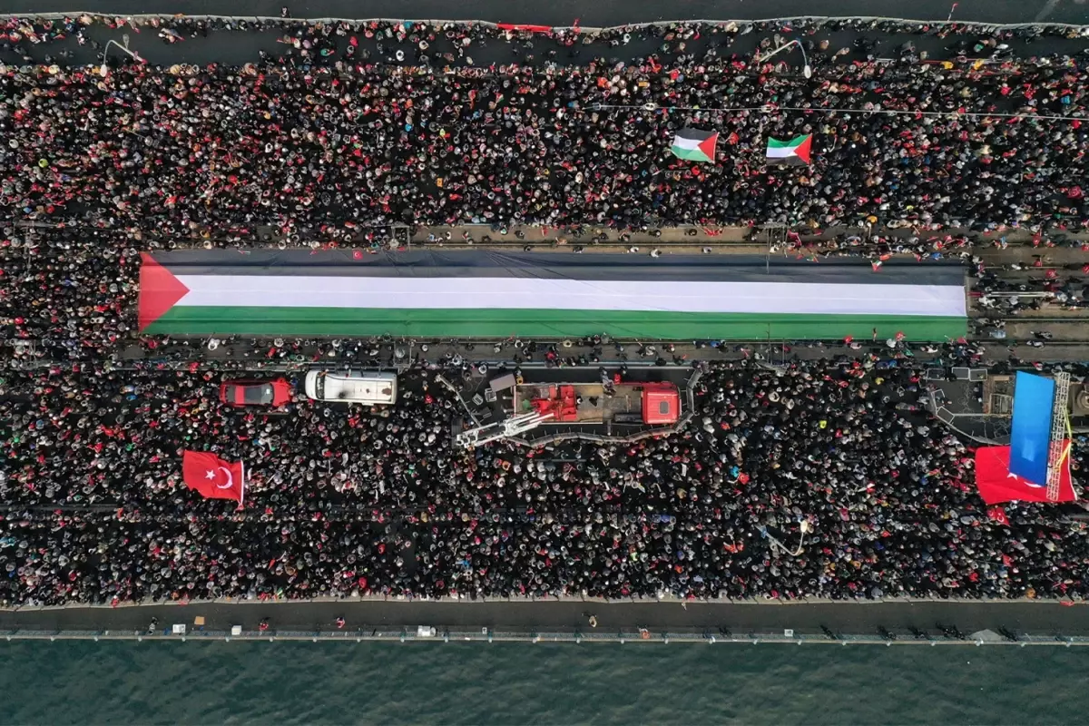 Yeni yılın ilk sabahında İstanbul\'da büyük Gazze buluşması