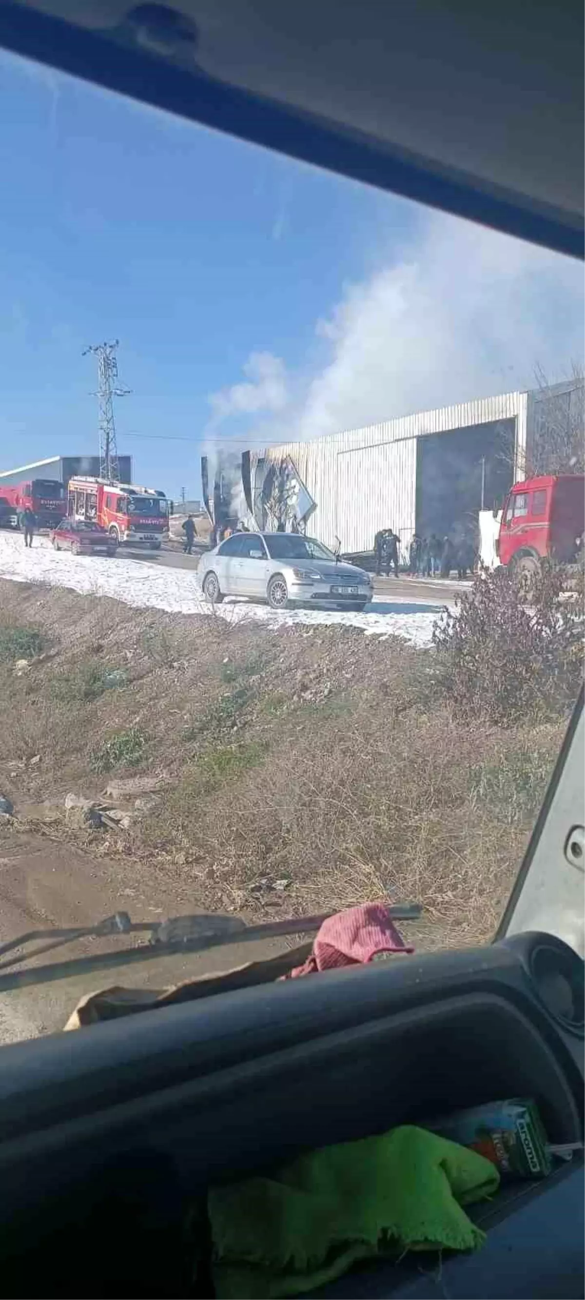 Akyurt\'ta Geri Dönüşüm Fabrikasında Yangın