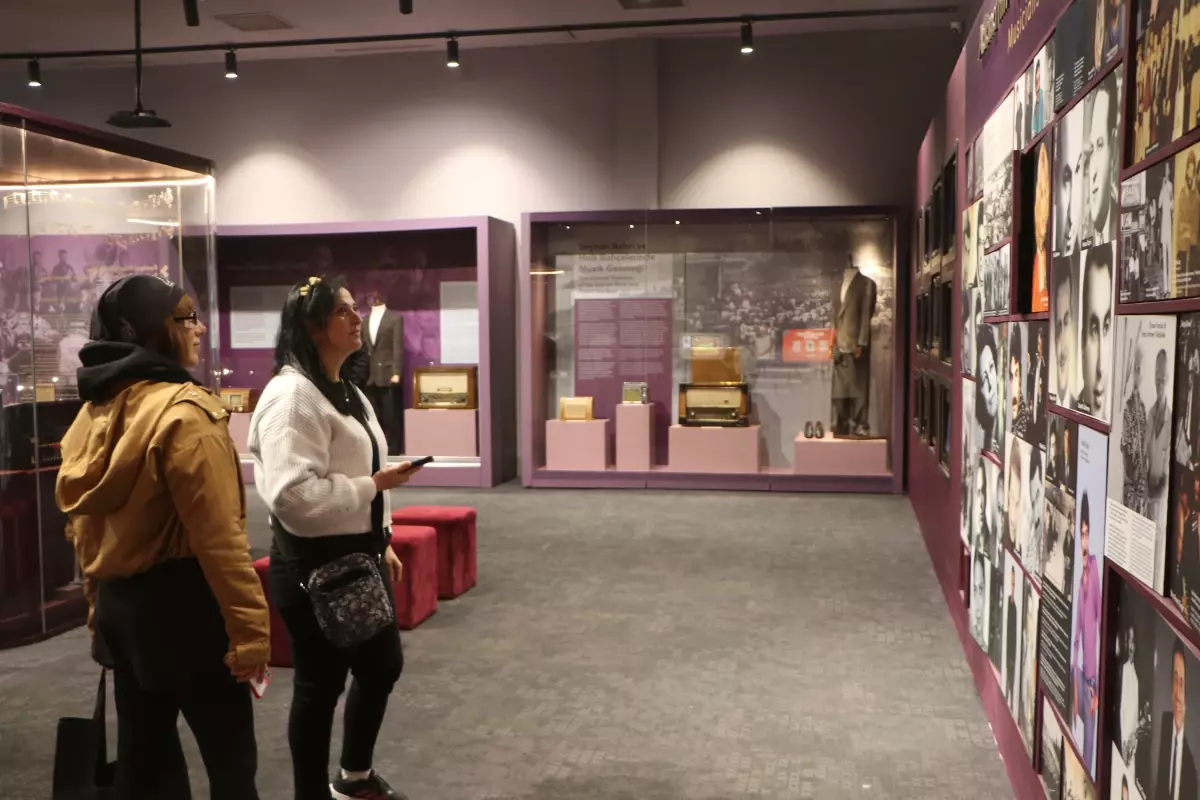 Ferdi Tayfur\'un Anma Günü