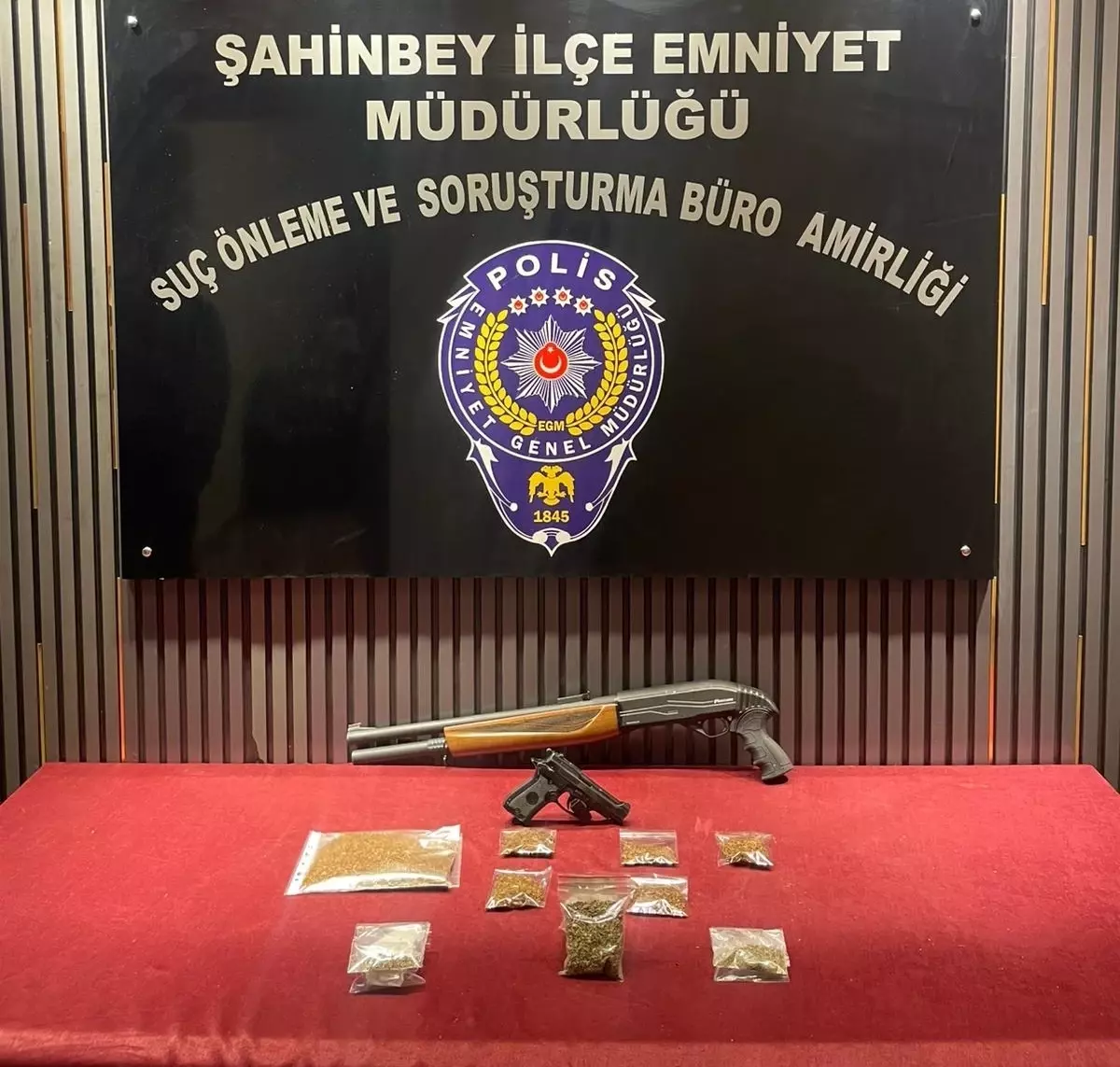 Gaziantep\'te Uyuşturucu Operasyonu: 3 Gözaltı