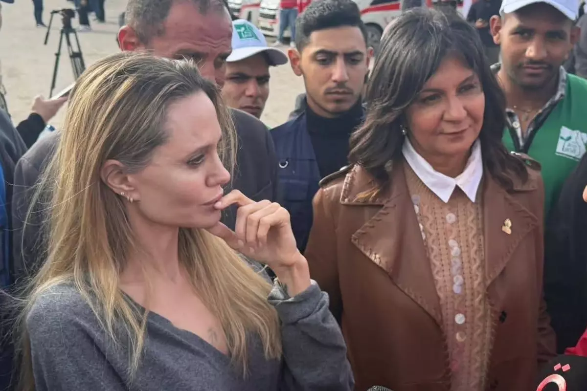 Angelina Jolie\'den Gazze\'ye destek mesajı: Refah\'ta insani yardım vurgusu