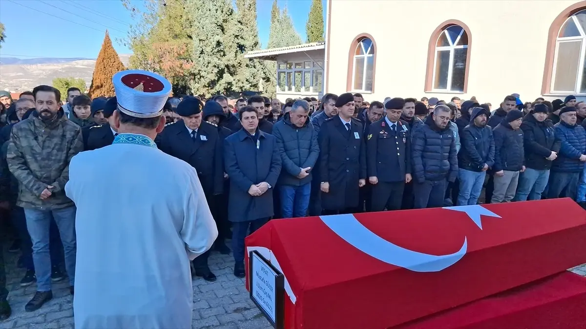 Uzman Çavuş Mustafa Güler Son Yolculuğuna Uğurlandı