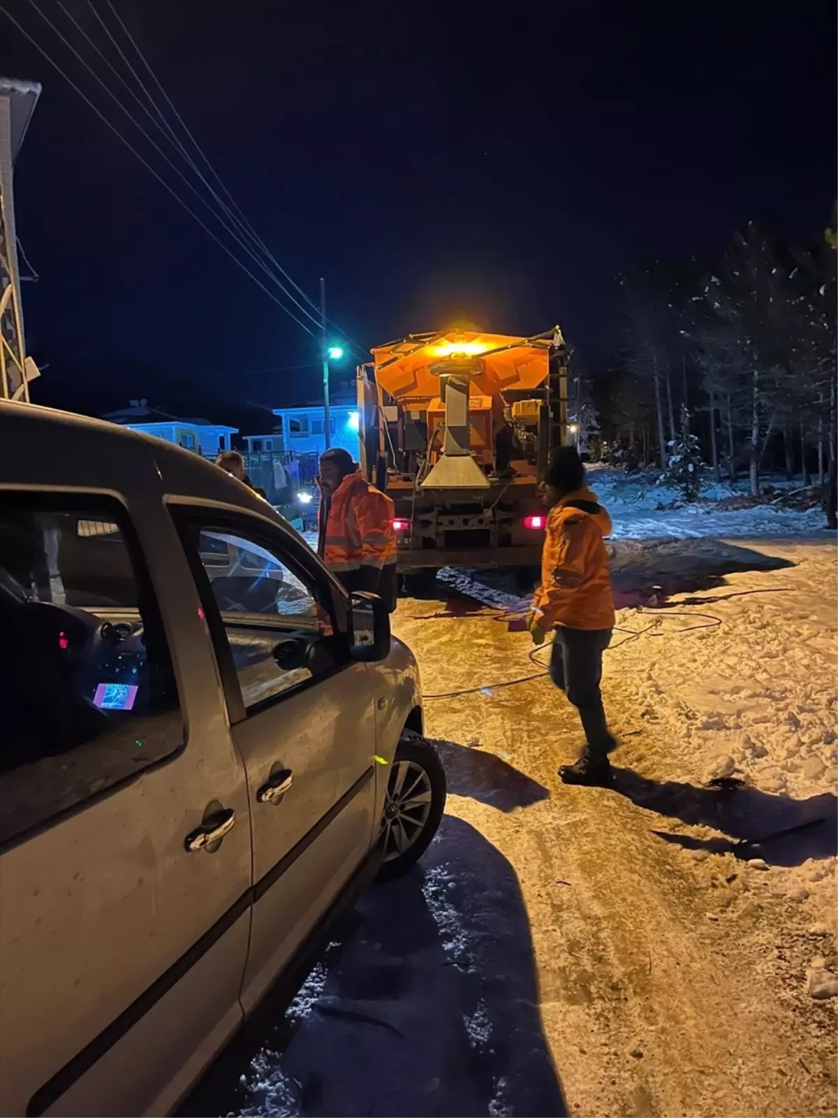 Tarsus\'ta Mahsur Kalan Aile Kurtarıldı