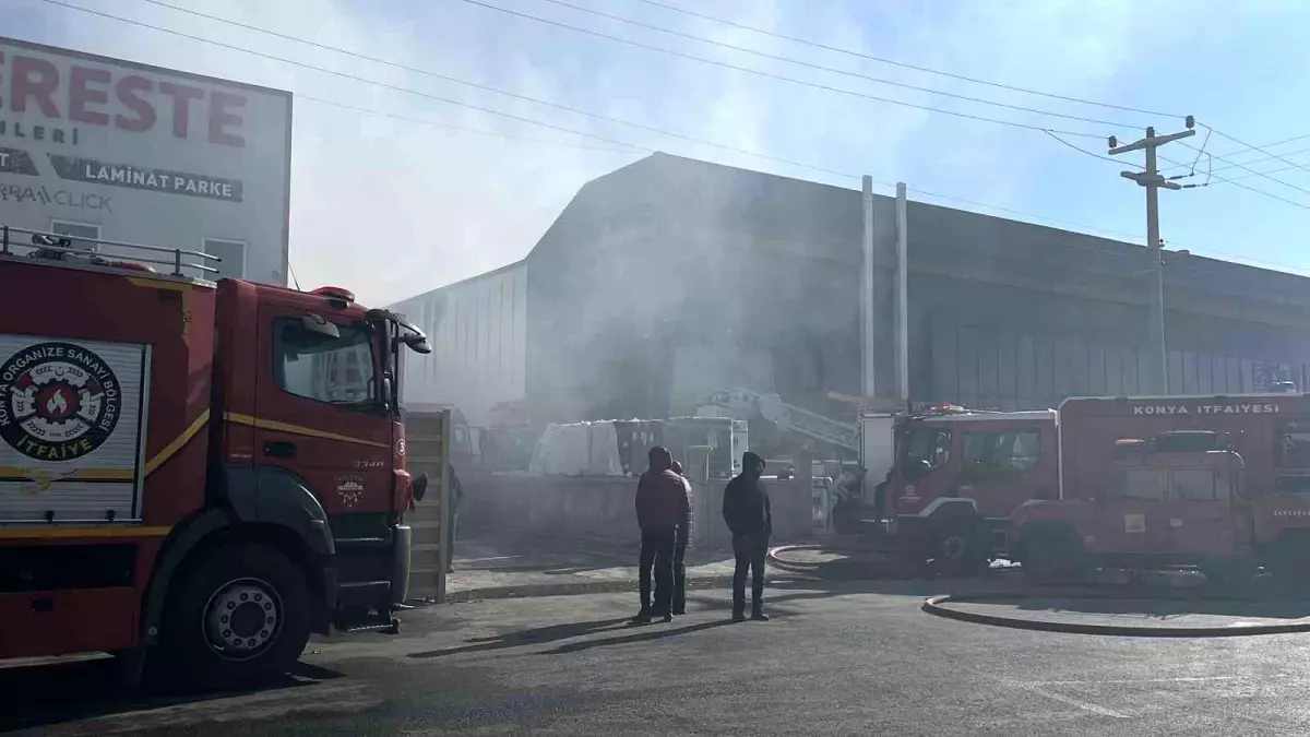 Konya\'da Depoda Yangın