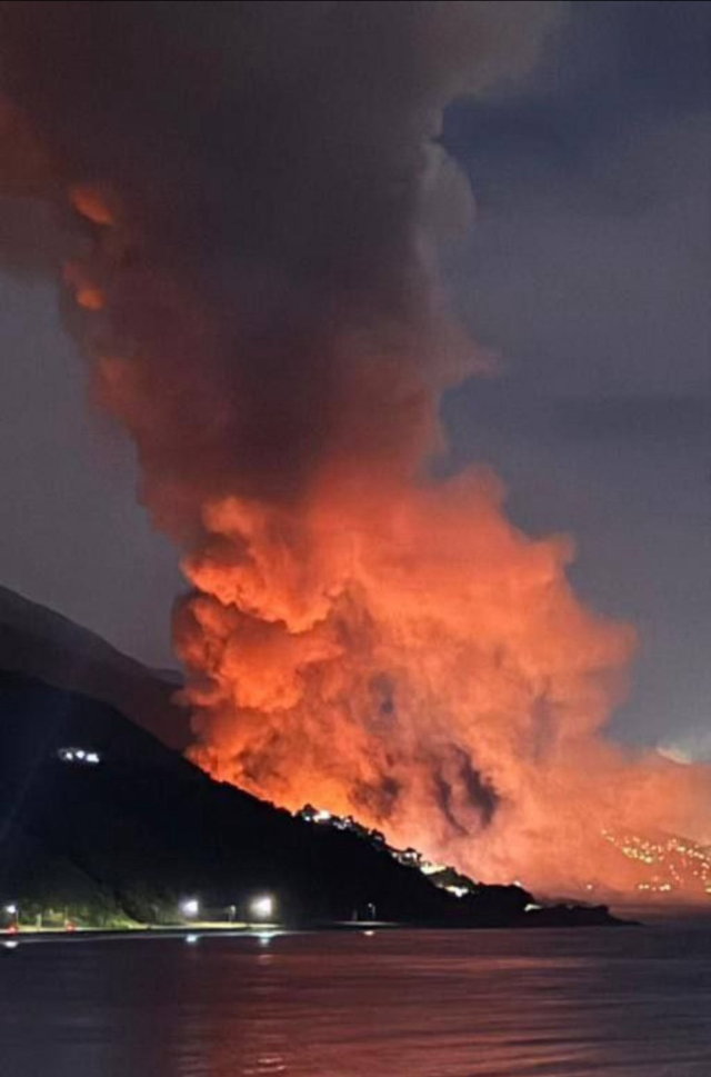 ABD Venezuela'dan ne istiyor? İşte saldırıların perde arkası ABD Venezuela'dan ne istiyor? İşte saldırıların perde arkası