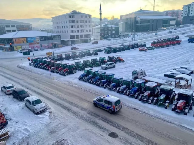 Sibirya'ya rakip! Sıfırın altında 39,7 dereceyle Türkiye'nin en soğuk ili oldu Sibirya'ya rakip! Sıfırın altında 39,7 dereceyle Türkiye'nin en soğuk ili oldu