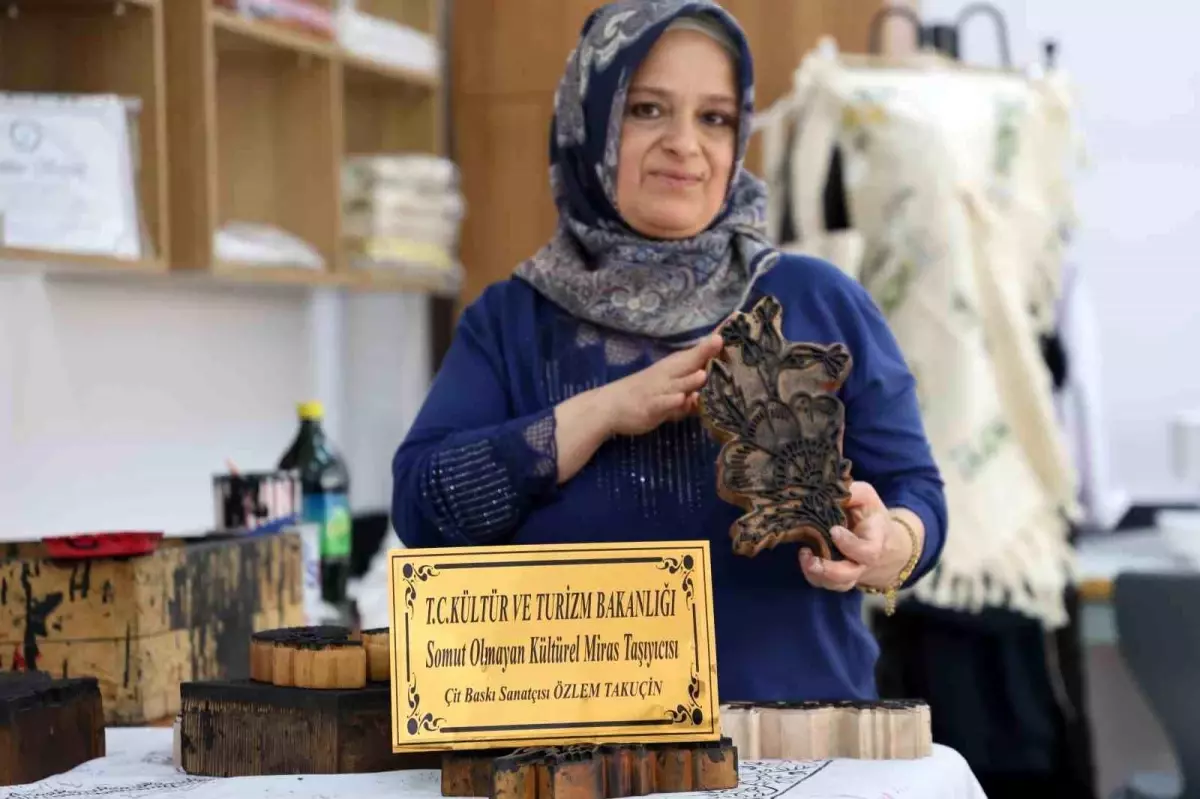 Özlem Takuçin Çit Baskı Sanatını Yaşatıyor