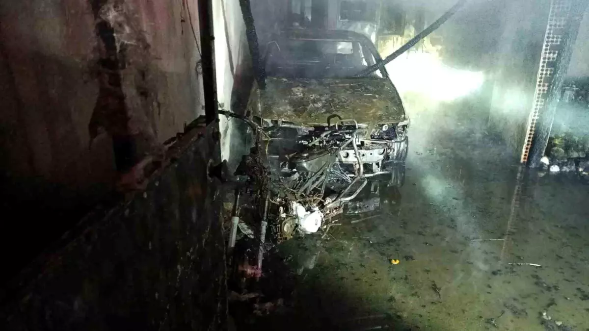 Çanakkale\'de Ahşap Evde Yangın