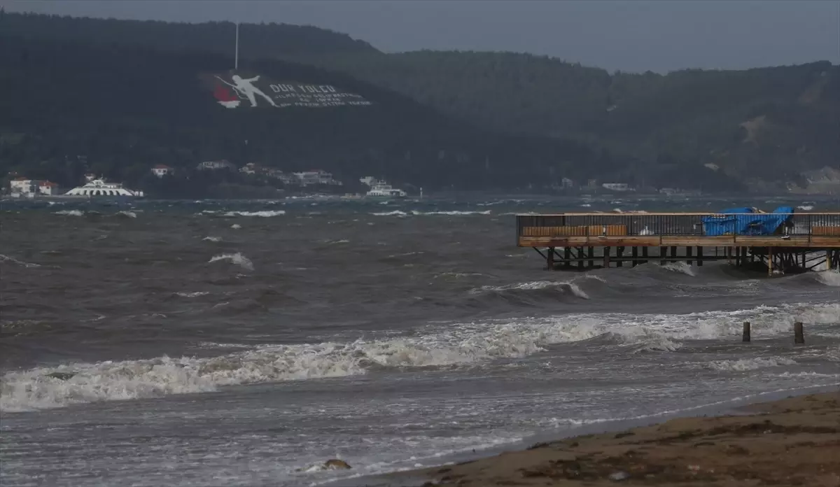 Çanakkale Boğazı\'na Lodos Engeli