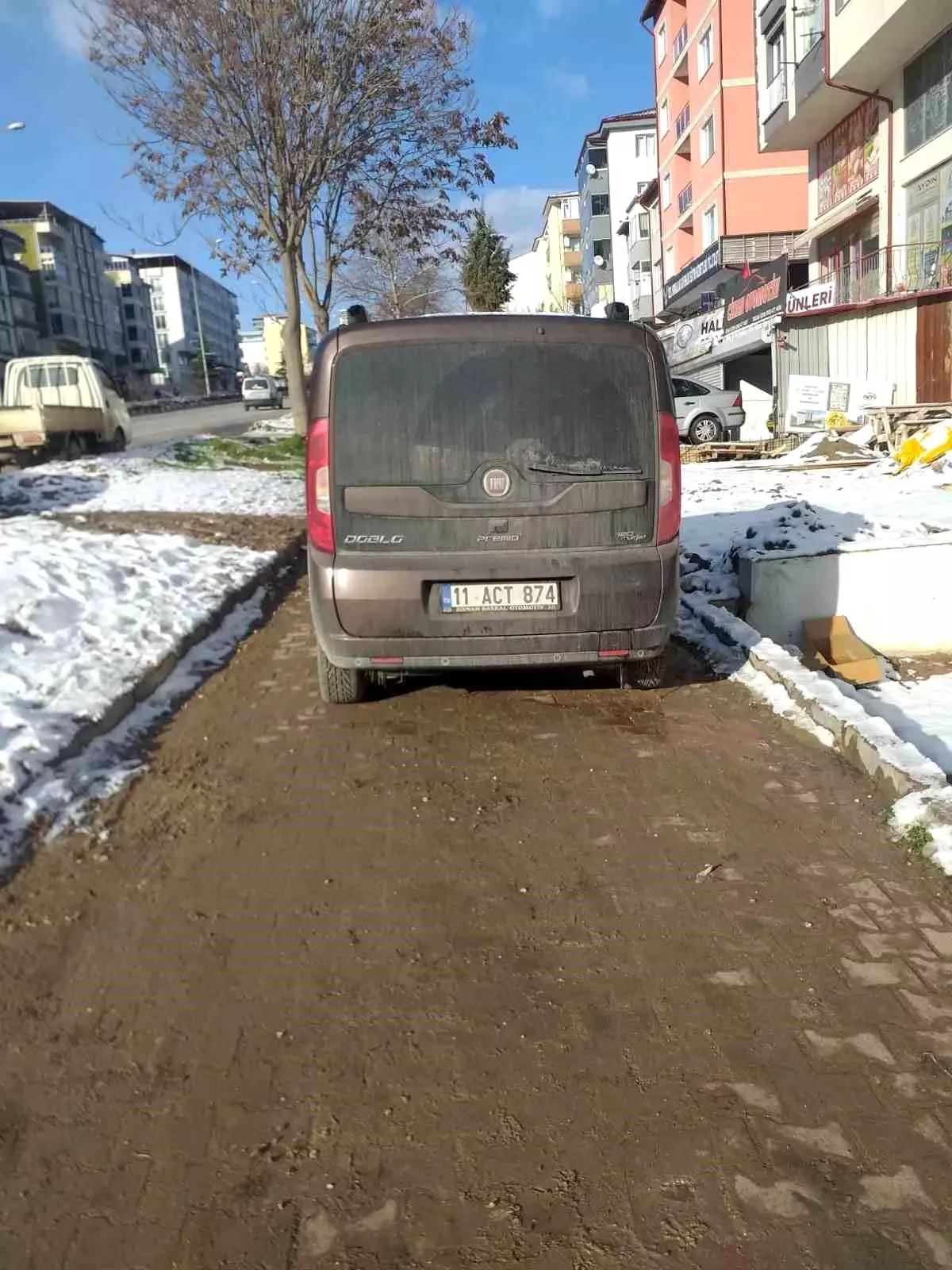 Bilecik\'te Yaya Yoluna Park Tepkisi