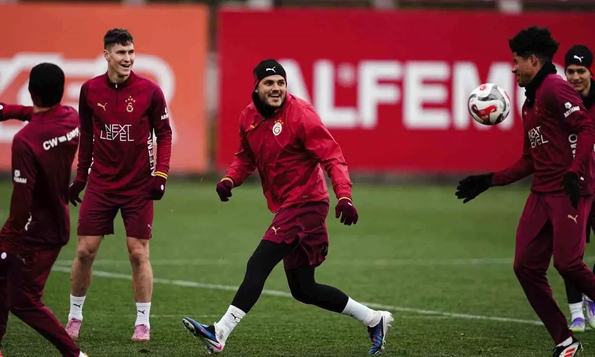 Galatasaray, Trabzonspor\'a Hazırlanıyor