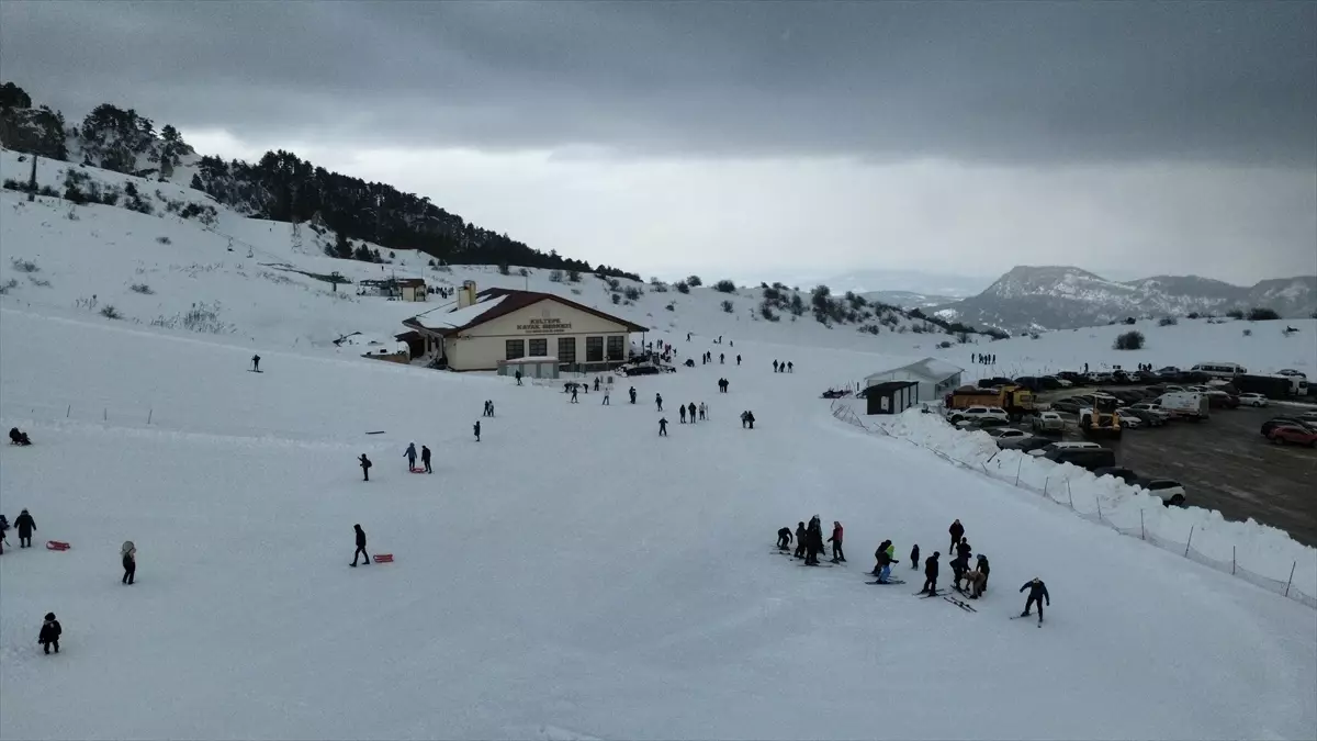 Keltepe Kayak Merkezi Sezonu Açtı
