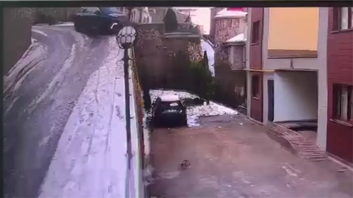 Trabzon\'da Kaza: Cip Sitenin Bahçesine Düştü