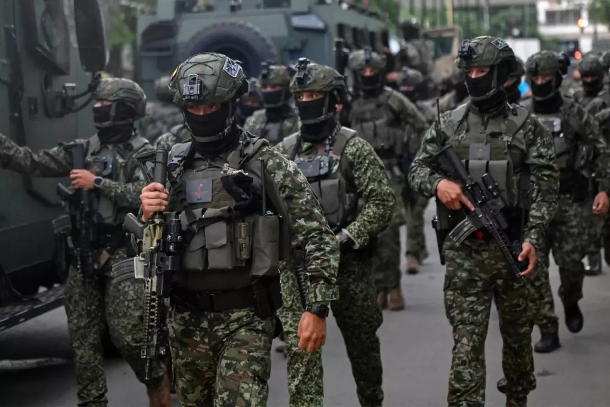 Kolombiya, Venezuela sınırına güvenlik güçleri konuşlandırdı