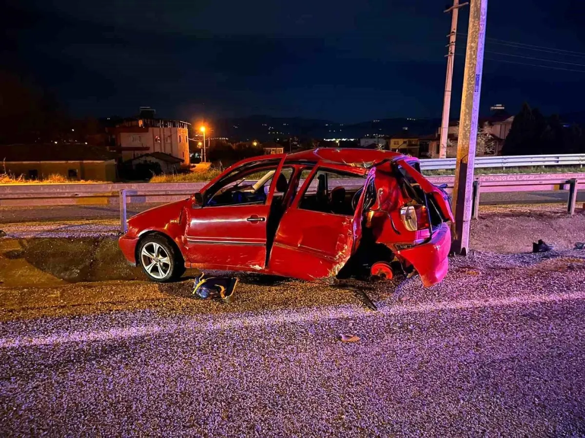 Manisa’da Trafik Kazası: İki Ölü, Bir Yaralı