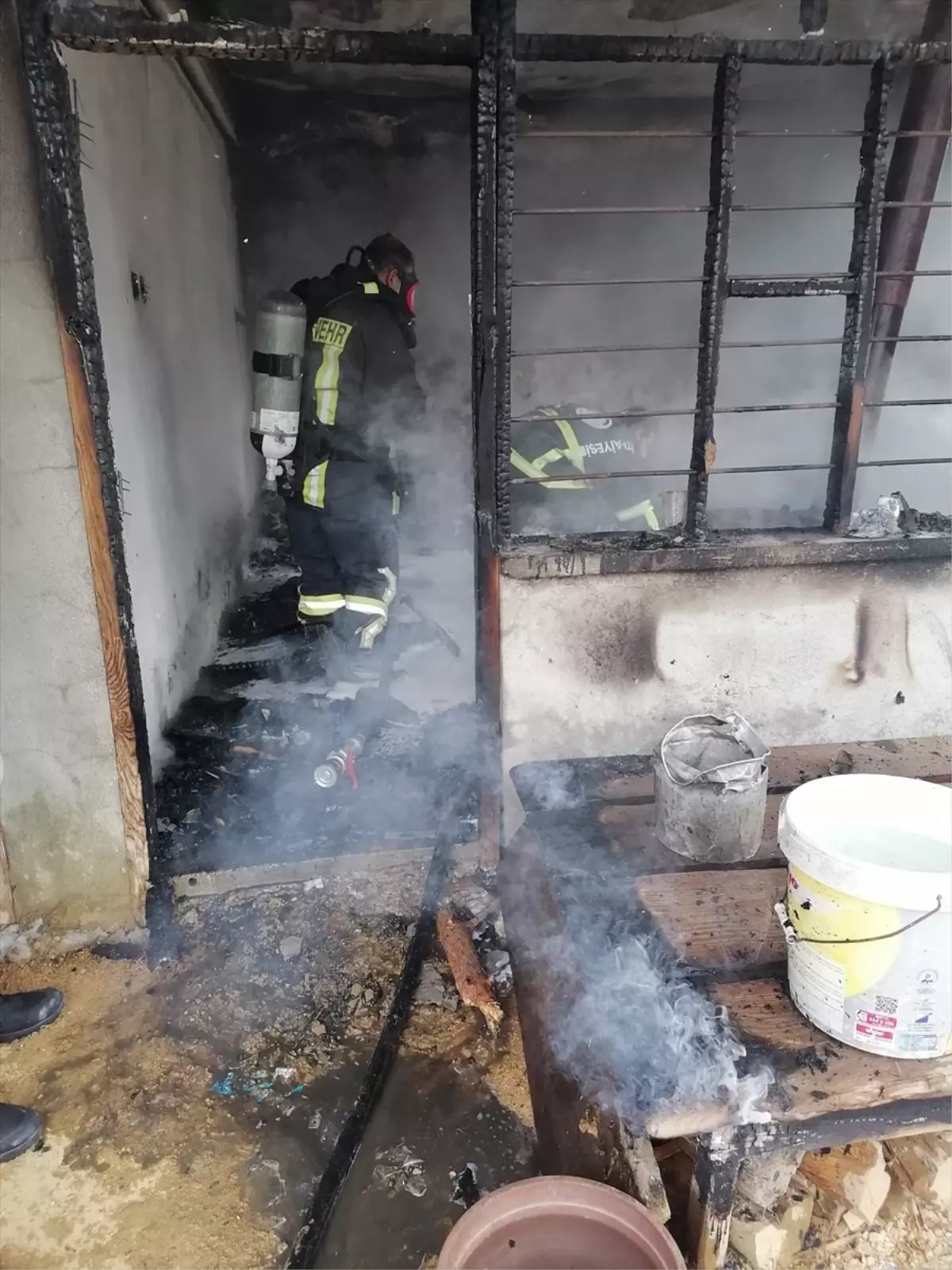 Kadirli\'de Yangın: 75 Yaşındaki Kadın Hayatını Kaybetti