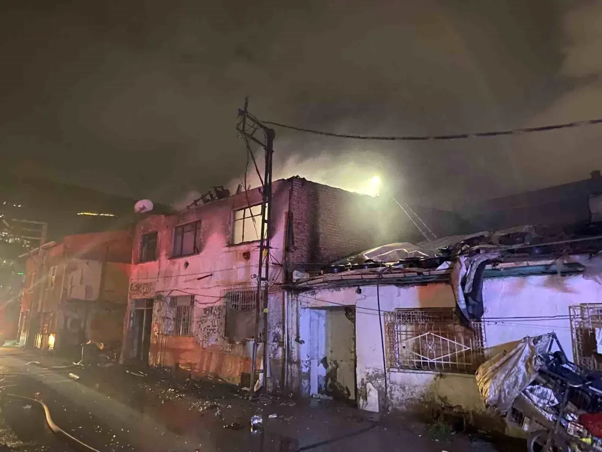 Bursa\'da Sobadan Yangın: 2 Yaralı