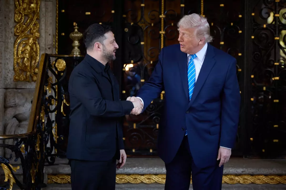 Trump\'ın Zelenskiy\'e Kaba Davranışı İddia Edildi