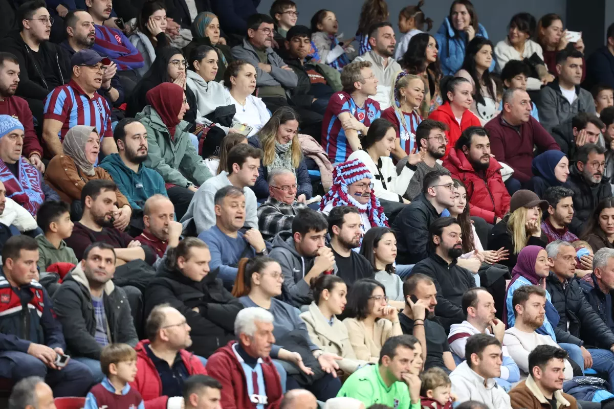 Trabzonspor, Türk Telekom\'u 92-84 Yendi