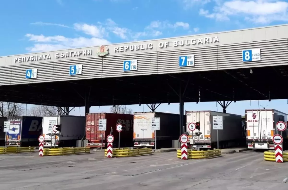 Türklerin uyanıklığı pahalıya patladı! Binlerce euro ve çil çil altına el konuldu