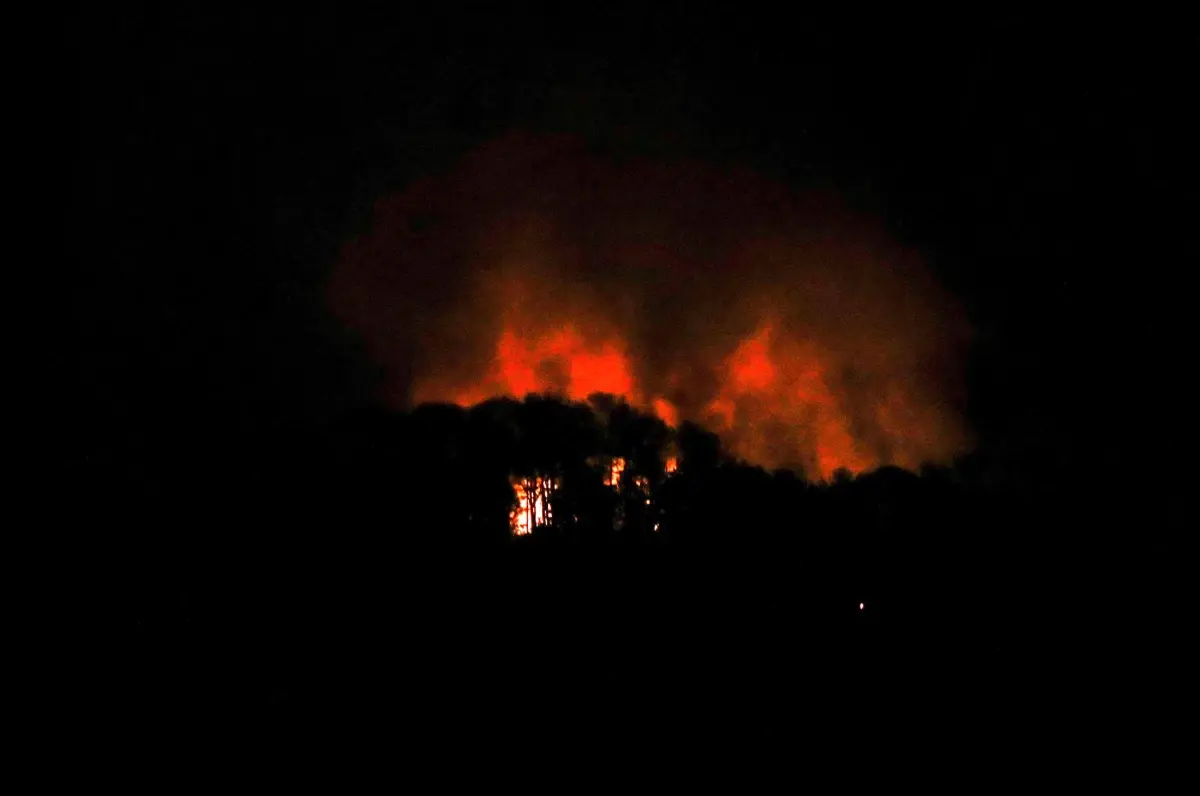 Caracas\'ta Patlama ve Saldırı Tehdidi