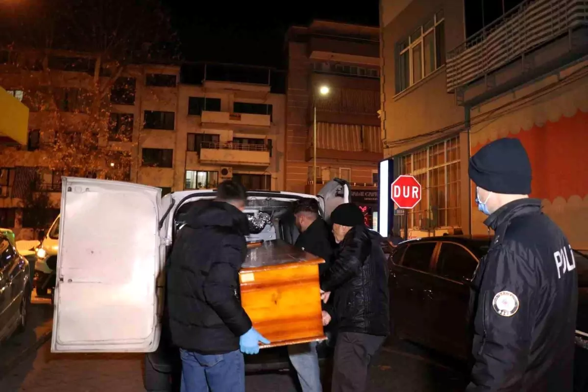 Denizli\'de Sobadan Yangın: 93 Yaşındaki Kadın Hayatını Kaybetti