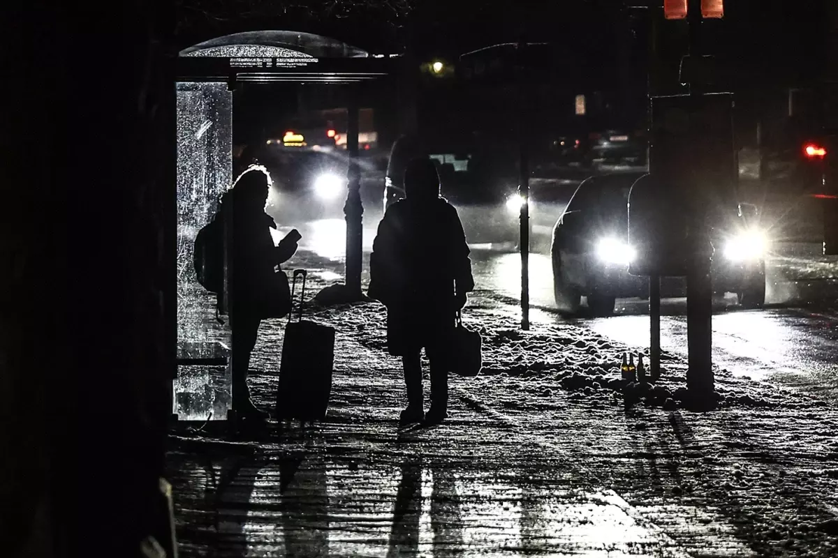 Berlin\'de elektrik kesintisi nedeniyle eğitime ara verildi