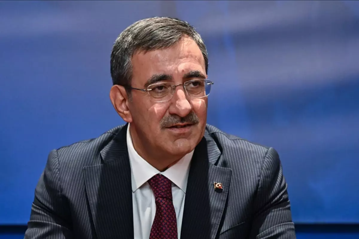 Cumhurbaşkanı Yardımcısı Yılmaz\'dan ABD\'nin Venezuela\'ya müdahalesine karşı net mesaj