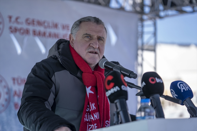 Eksi 22 derecede Sarıkamış şehitleri için yürüdüler