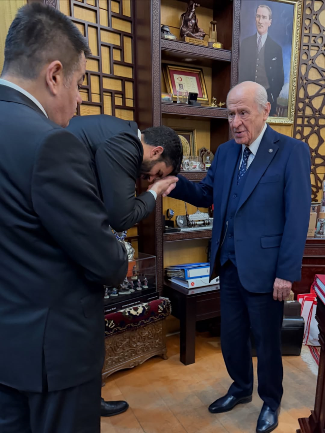 Evlilik yarışmasıyla tanınmıştı! Bahçeli'ye özel takım dikecek Evlilik yarışmasıyla tanınmıştı! Bahçeli'ye özel takım dikecek