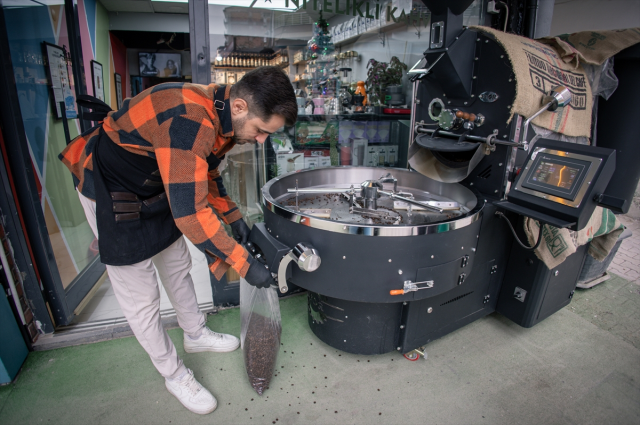 Kahve yapma eğitimi alan genç girişimci 8 ülkeye ürün gönderiyor