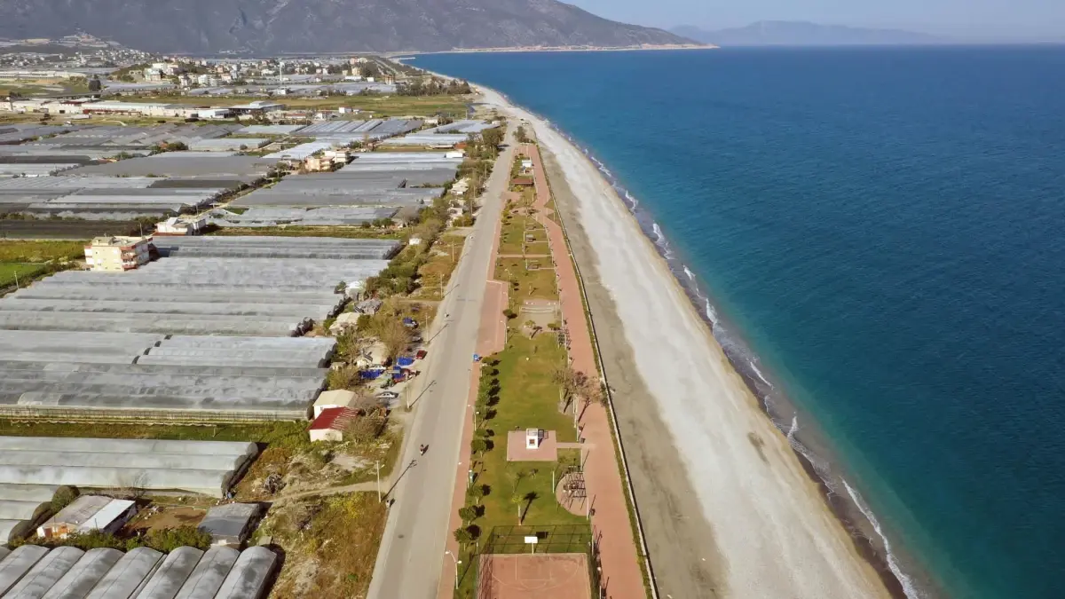 Antalya\'da Tuzlu Su Girişi Tehlikesi