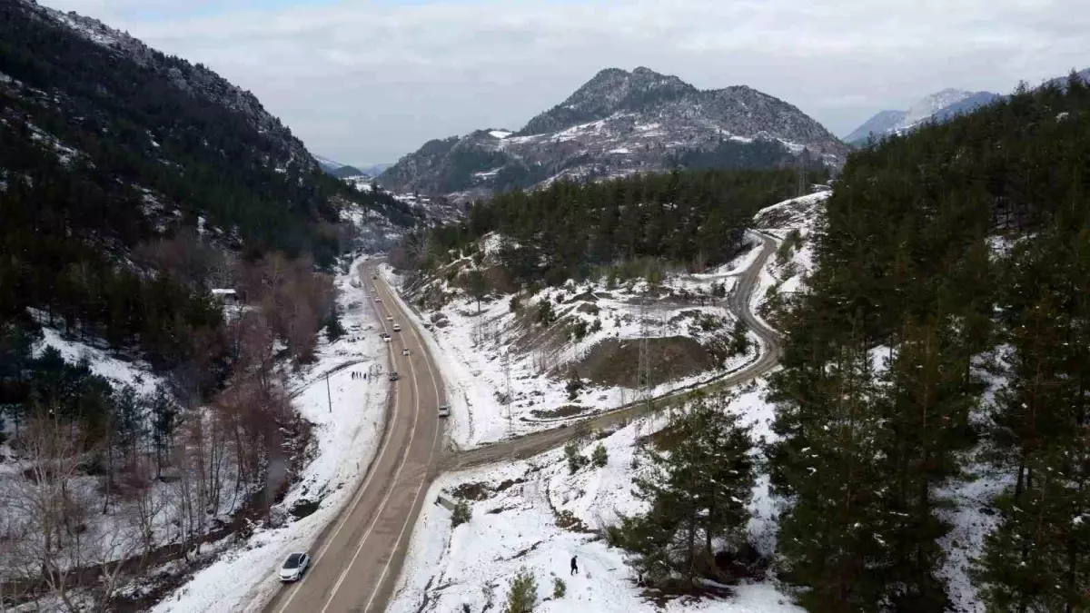 Kozan\'da Kar Eğlencesi